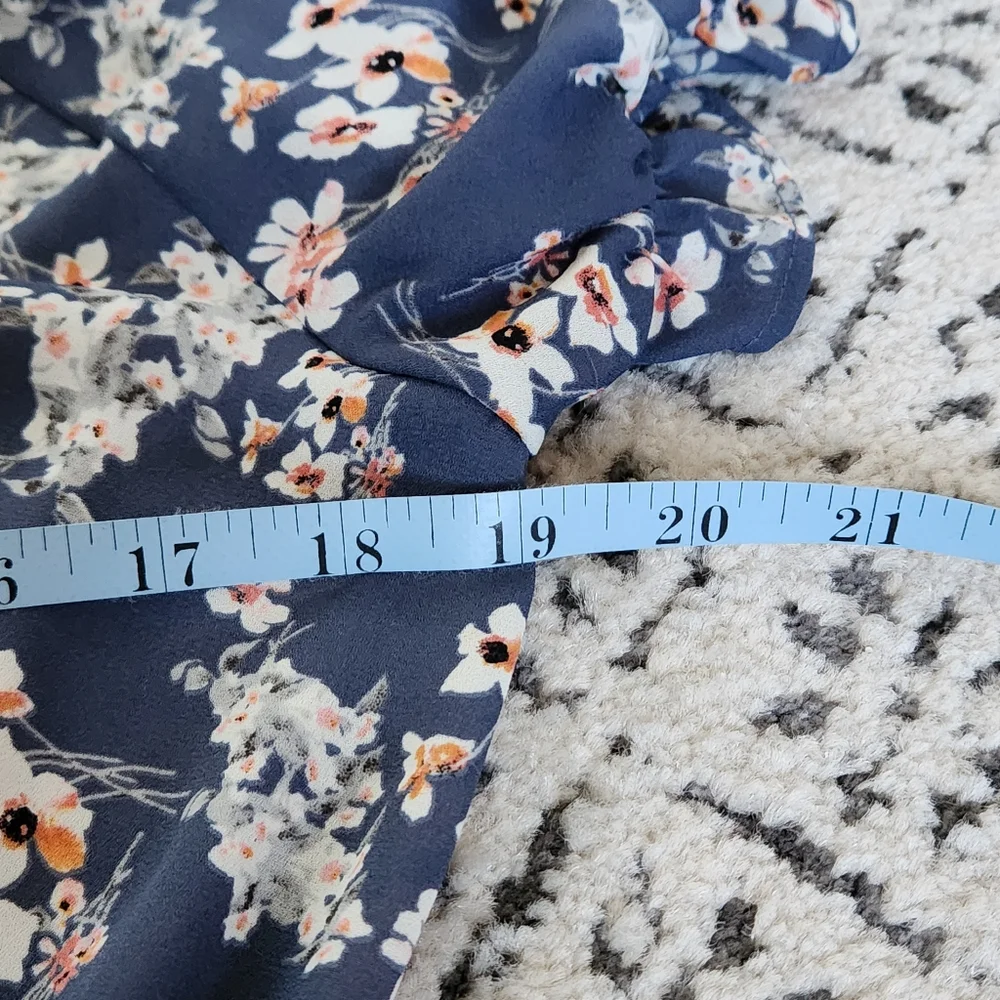 Sienna Sky Boho Puff Sleeve Ruffle Blue Floral V Neck Top Cottagecore M - Picture 8 of 11